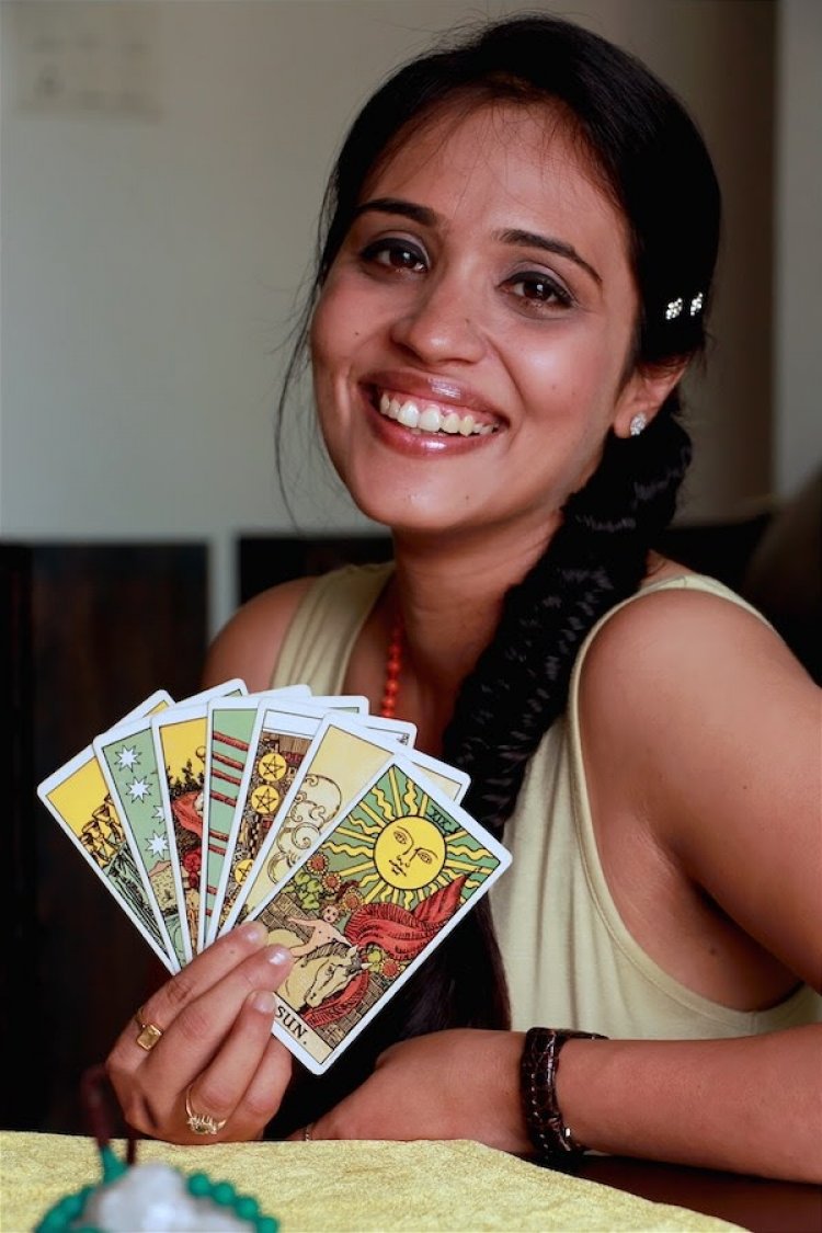 Tete-a-Tete with Celebrity Tarot Reader Shambhavi